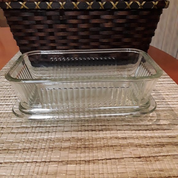 Simple Dining 4 in 1 Clear Glass Covered Butter Dish - Picture 4 of 7